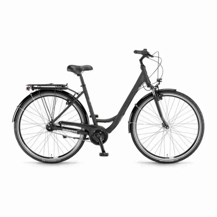 Schwarzes Stadtfahrrad mit Gepäckträger