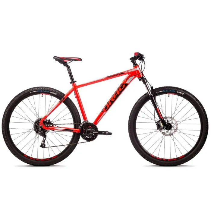 Rotes Mountainbike mit schwarzen Details, Scheibenbremsen und Galaxie-Reifen vor weißem Hintergrund