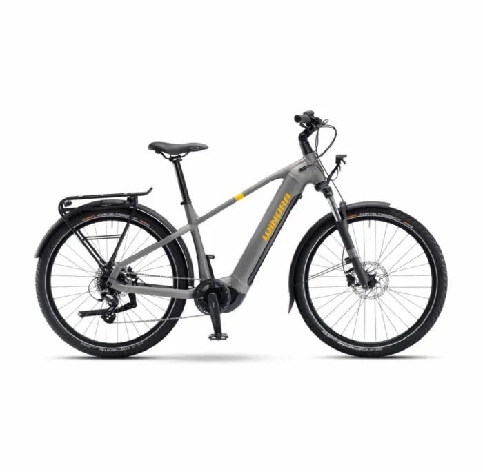 Grauer Winora E-Bike mit Gepäckträger und Scheibenbremsen auf weißem Hintergrund